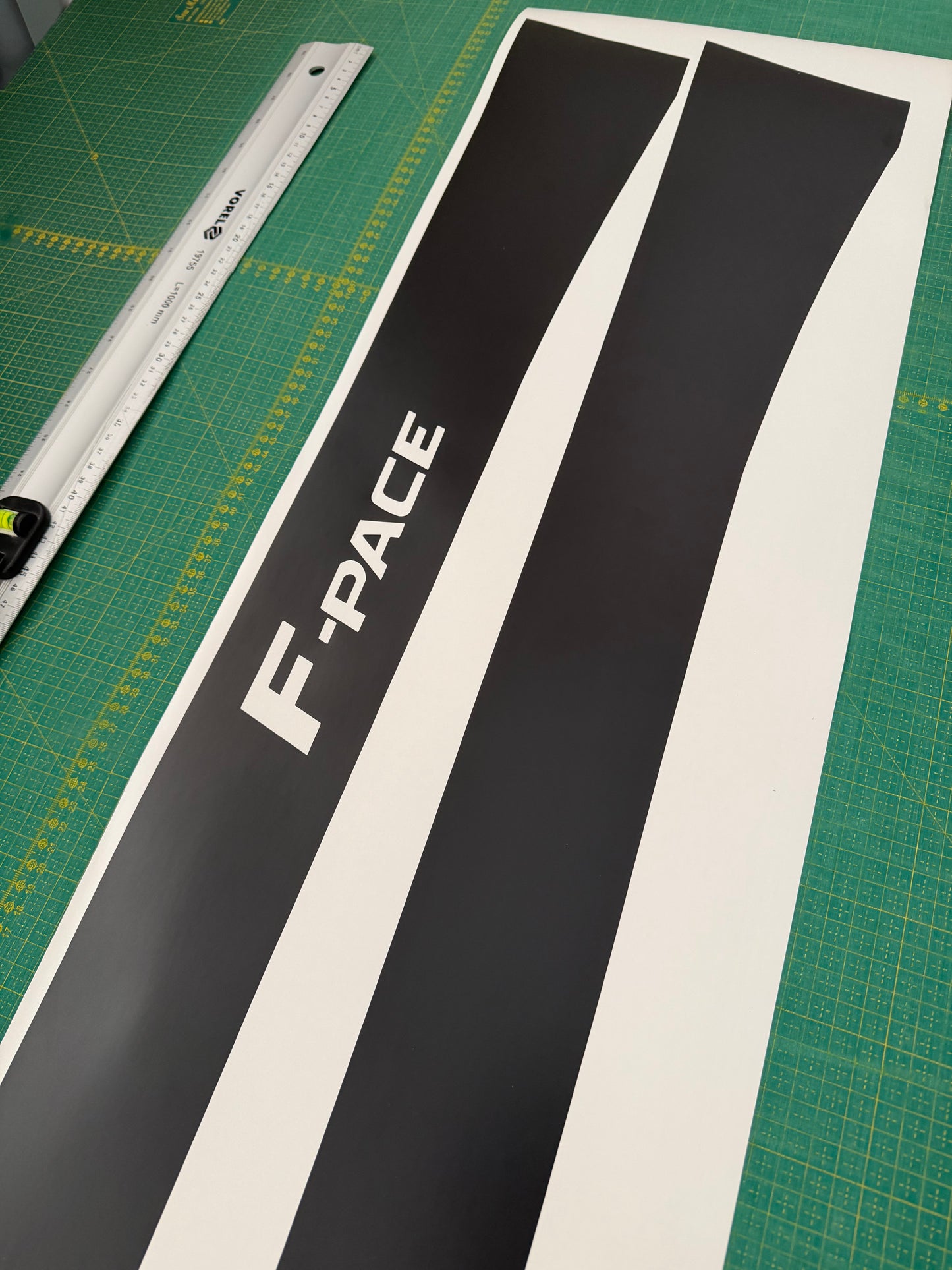 Autocollant Premium Compatible Avec Jaguar F Pace SVR Design Classique