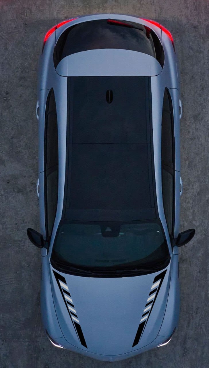 Alfa Romeo Stelvio Hood Graphic – Custom Sport Vinyl Accent