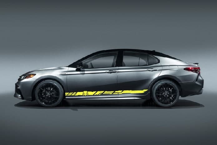 Vinyl Graphics Alien Graphic Decal Sticker Vinyl Side Racing Stripes Compatible with Toyota Camry