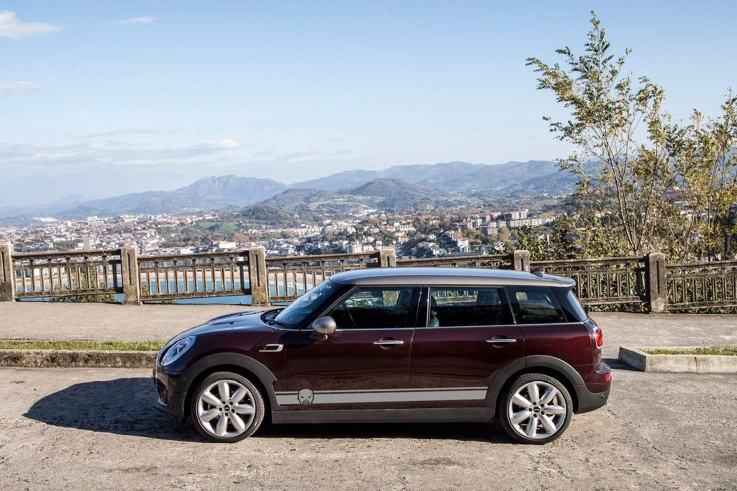 Premium Quality Vinyl Sticker fit Mini Cooper Man Line Design car Automotive decals Clubman, John Cooper, Countryman